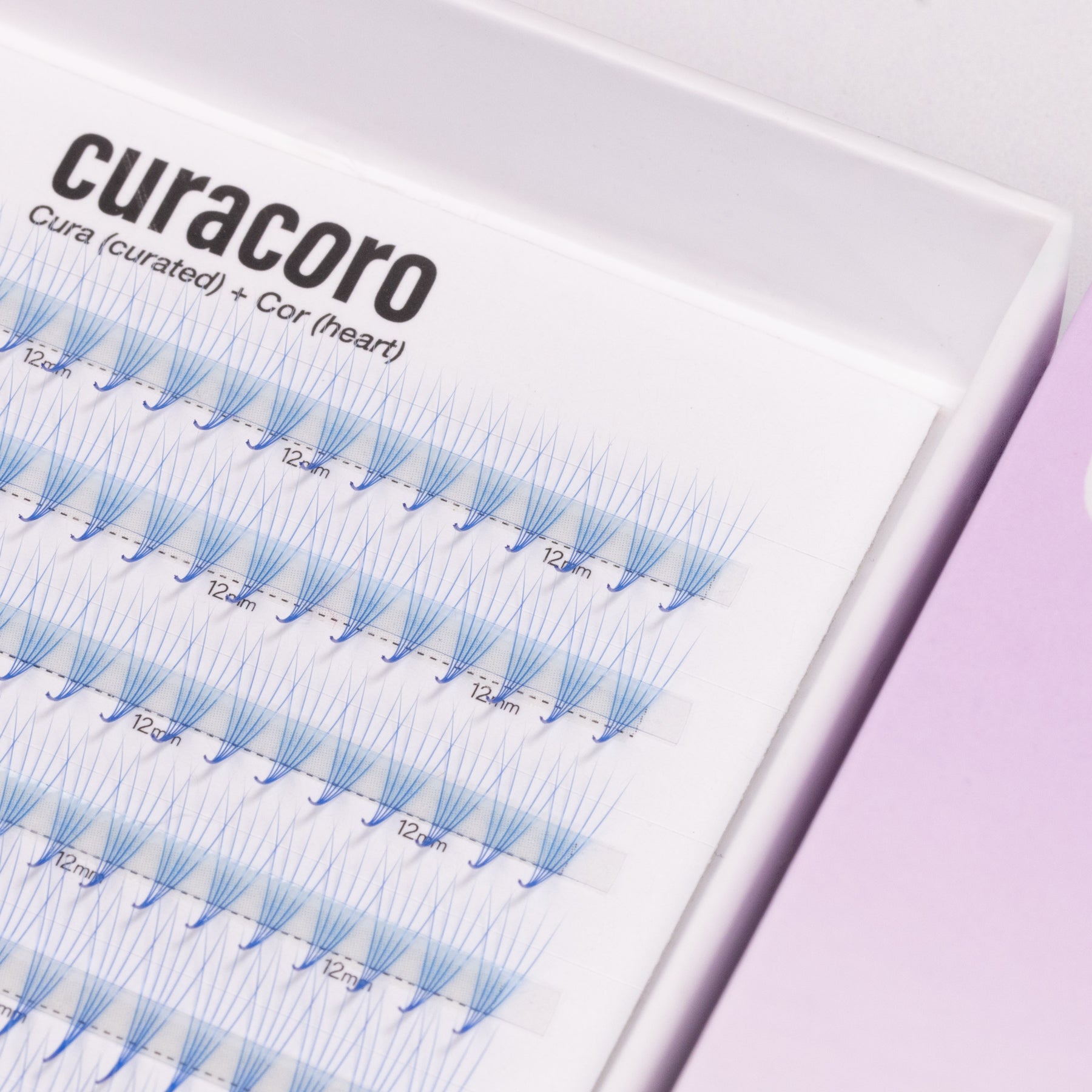Blue Lashfolio Narrow Promade Fans