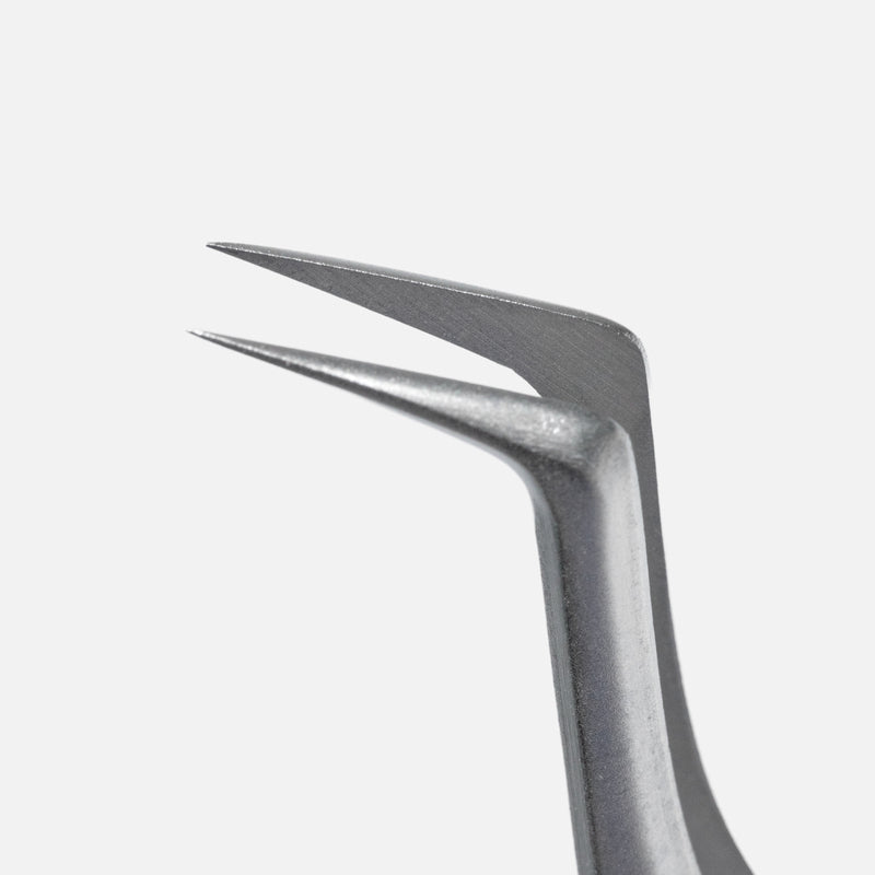 DreamCatcher Slim Boost Tweezer – Light Grip Lash Tweezer | Curacoro