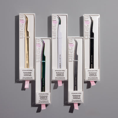 Fan-lash-tic Tweezer