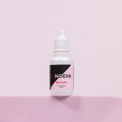 Noemi Gel Developer 3% Bottle Over Pink Background