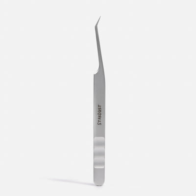 StarDust 40° Lash Tweezer – Boot-Curved Hybrid for Promades | Curacoro