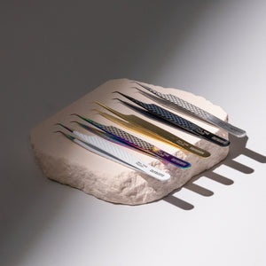 All The Fluff Tweezer