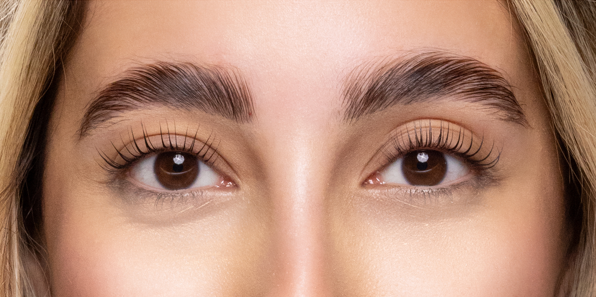 After Using See how lash artists achieve consistent results with the Curacoro Korean Lash Lift System.