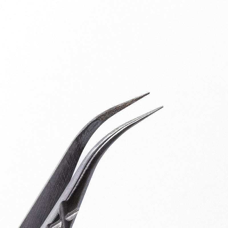 Lashy and Classy Tweezer Silver