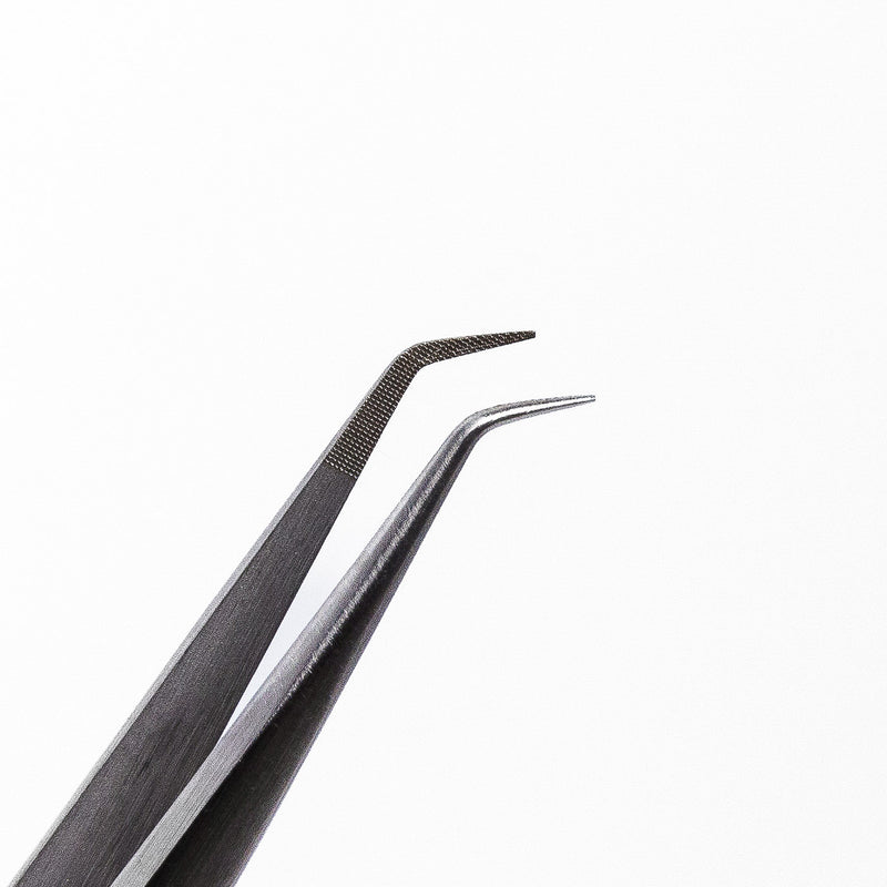 Curacoro Lash Extension Tweezer Silver style close up.