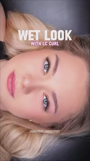 Haute Textured Cashmere Camellia Lashes