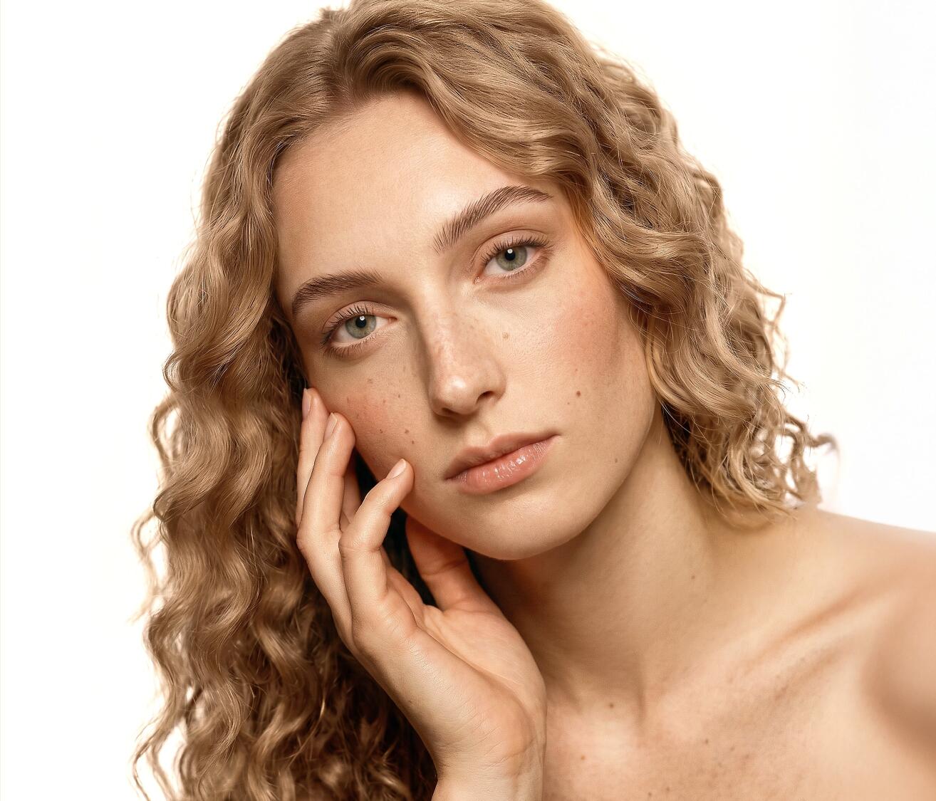 Bronsun Nude Range Eyebrow and Eyelash Cream Dye - Light Brown 